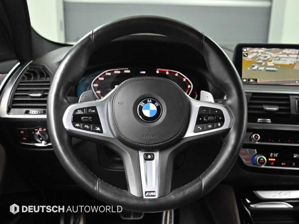 BMW X4 — photo 13