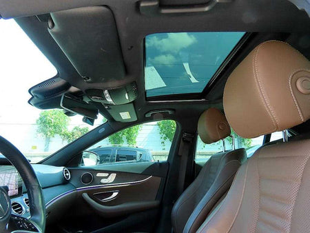 Mercedes-Benz E-Class — photo 17