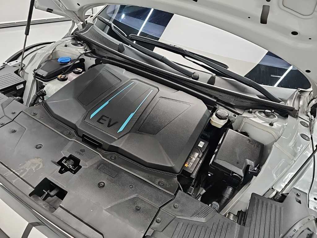 Hyundai Ioniq5 — photo 05