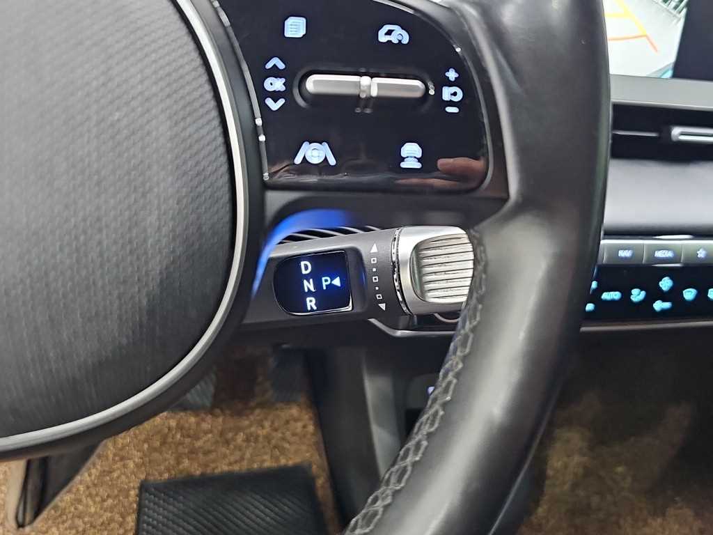 Hyundai Ioniq5 — photo 08
