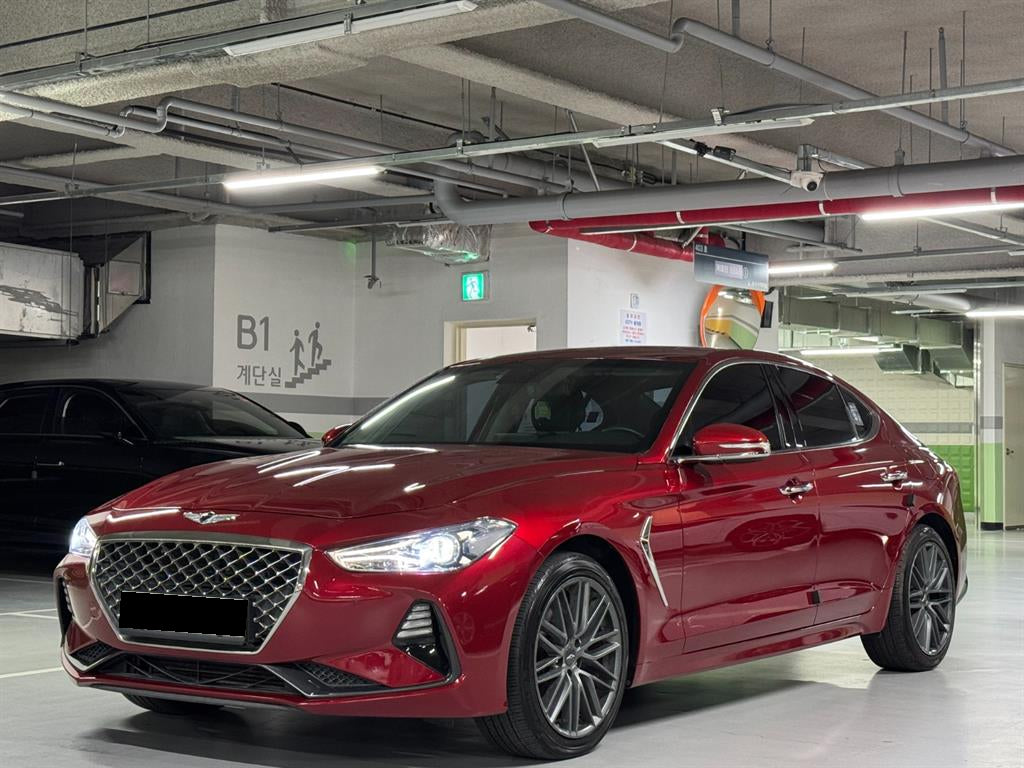 Genesis G70 — photo 01