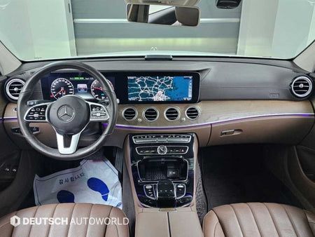 Mercedes-Benz E-Class — photo 07
