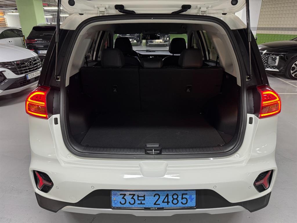 Kia Niro — photo 05