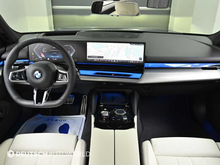 BMW 5-Series — photo 01