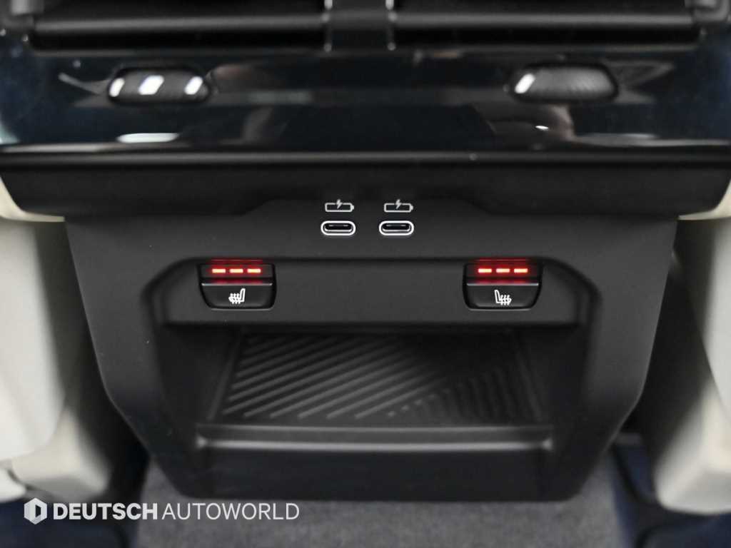 BMW 5-Series — photo 16