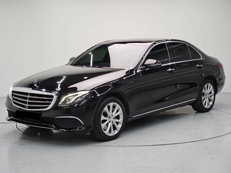 Mercedes-Benz E-Class — photo 01