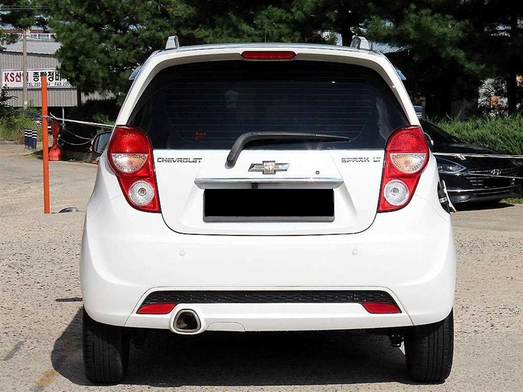 CHEVROLET Spark — photo 04