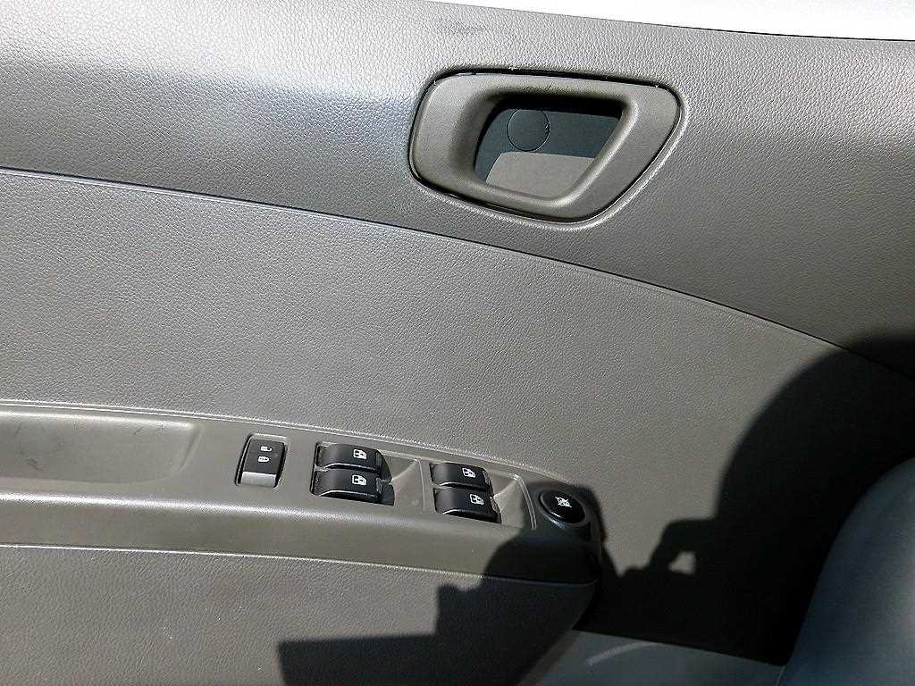 CHEVROLET Spark — photo 11