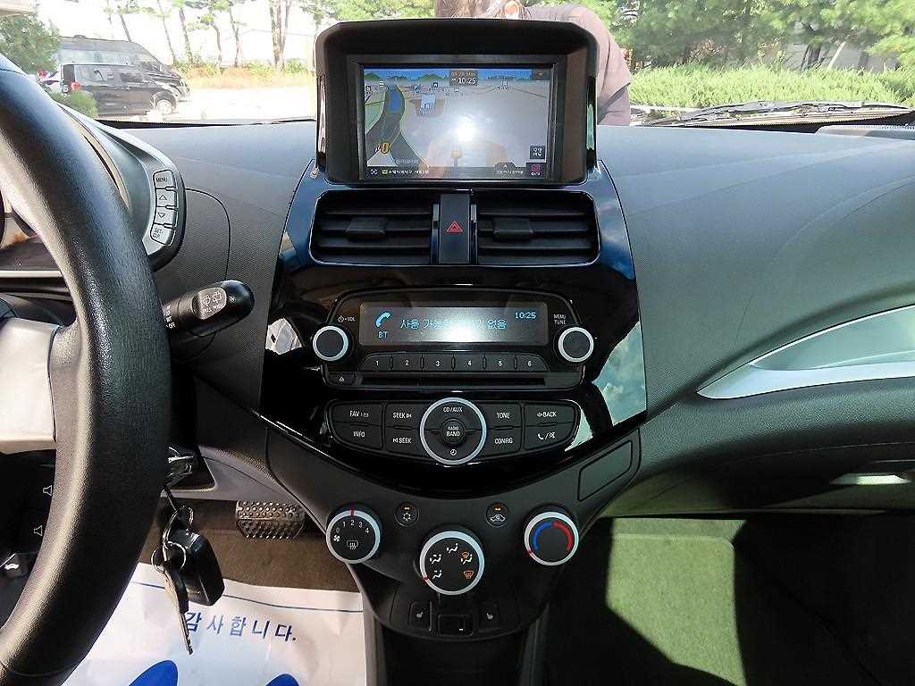CHEVROLET Spark — photo 12