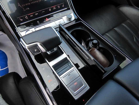 Audi A8 — photo 11