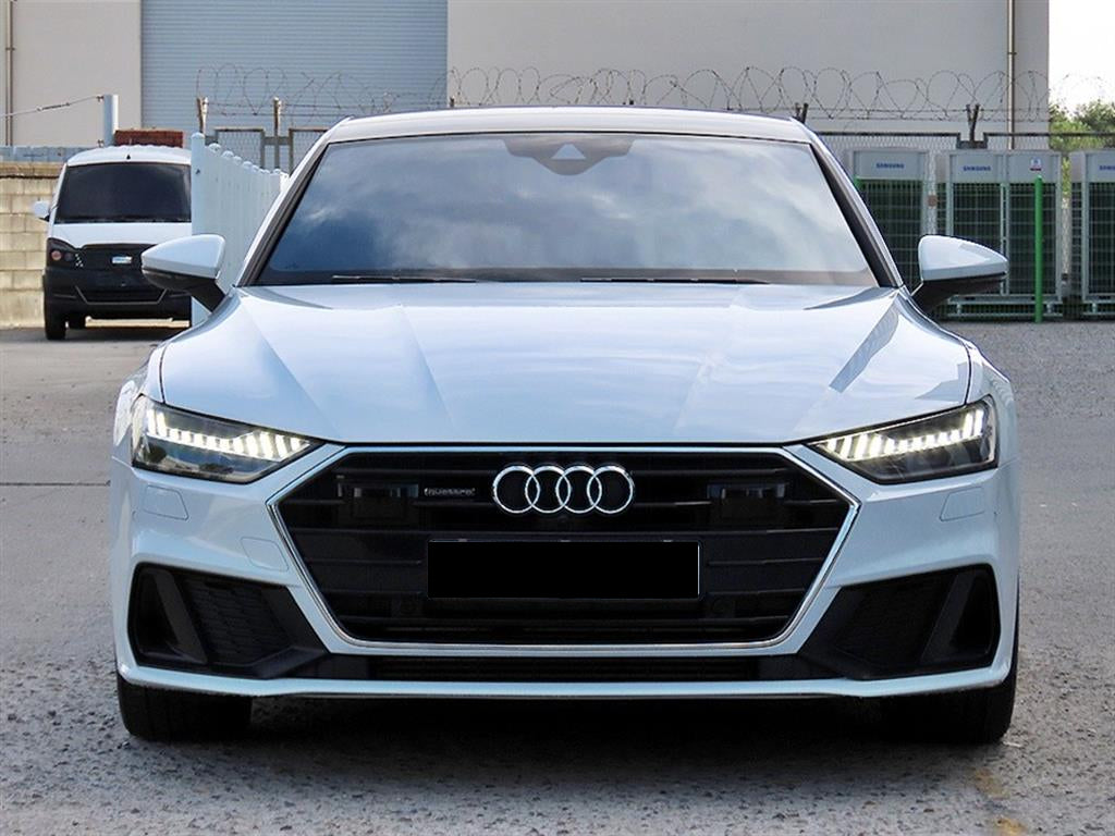 Audi A7 — photo 01