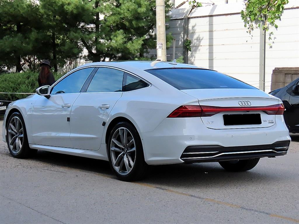Audi A7 — photo 03