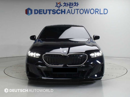 BMW i5 — photo 03