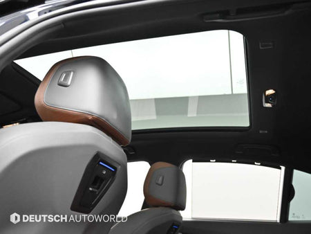 BMW i5 — photo 18