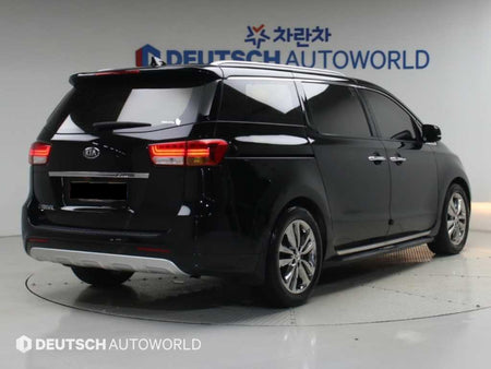 Kia Carnival — photo 02