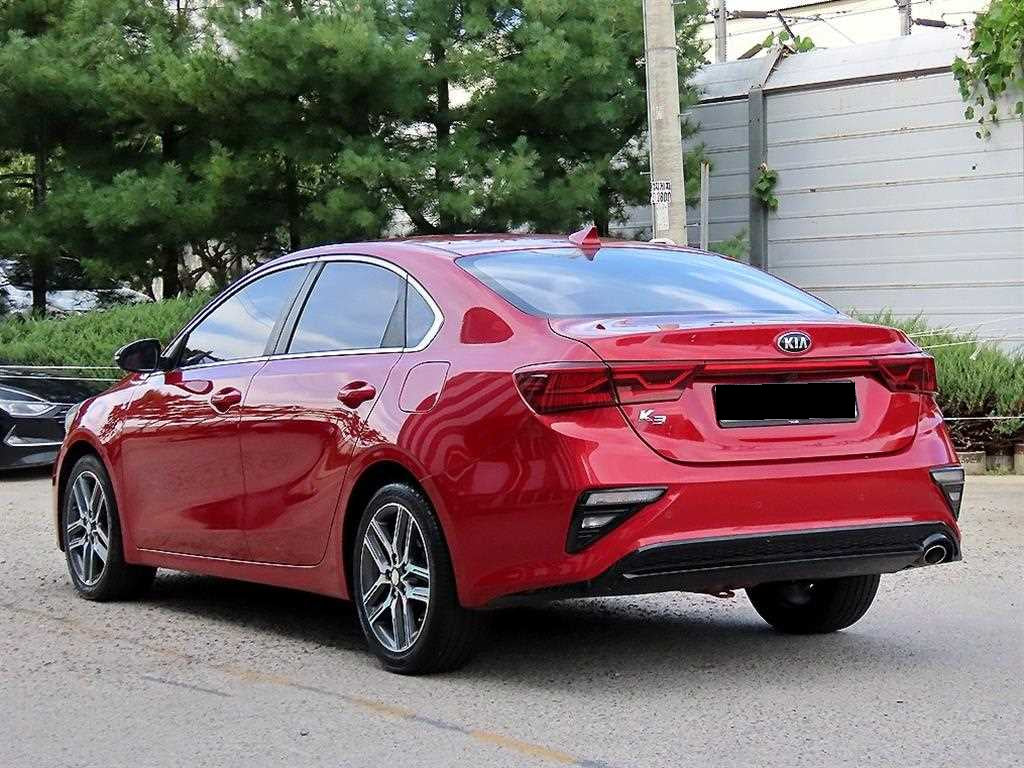 Kia K3 — photo 03