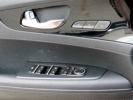 Kia K3 — photo 11