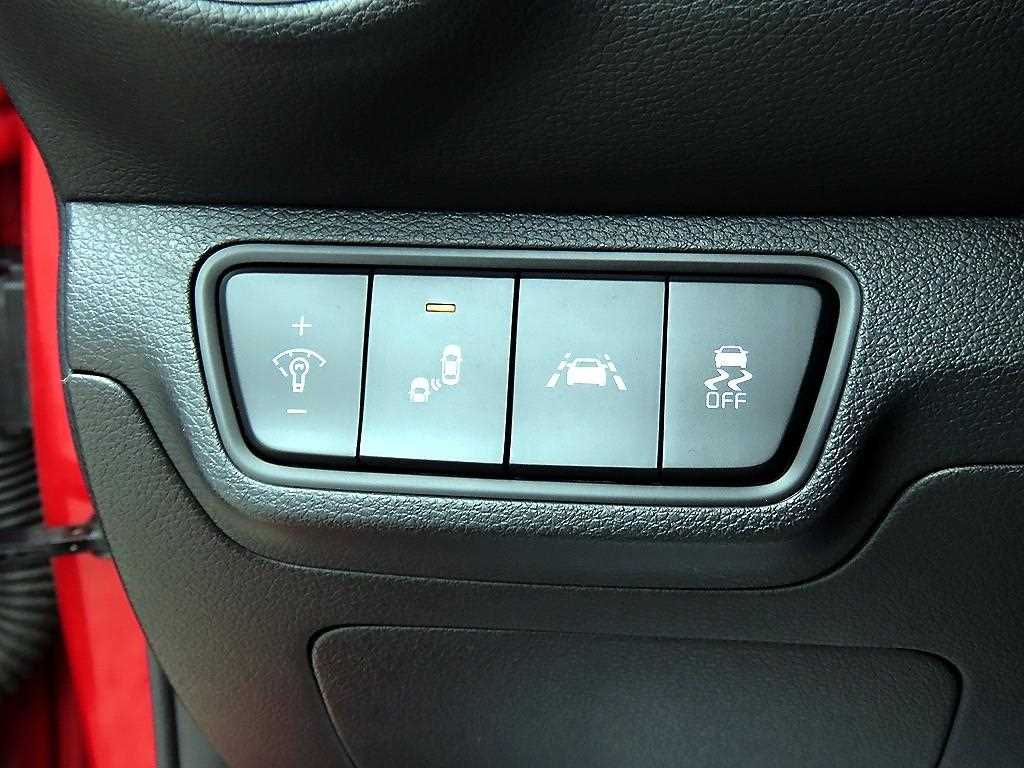 Kia K3 — photo 12