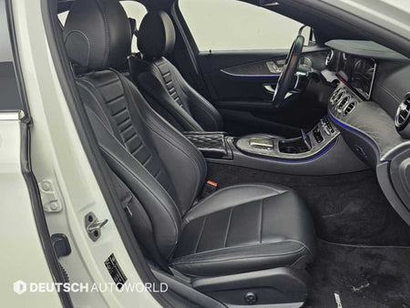 Mercedes-Benz E-Class — photo 10