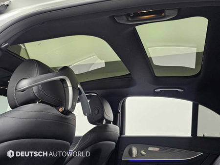 Mercedes-Benz E-Class — photo 18