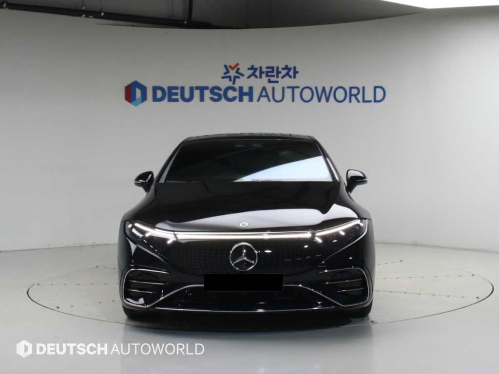 Mercedes-Benz EQS — photo 03