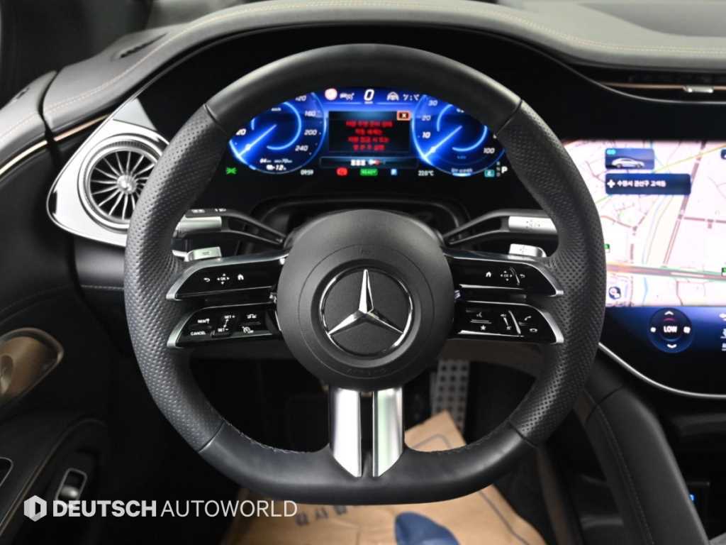 Mercedes-Benz EQS — photo 13