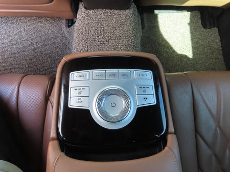 Genesis G80 — photo 08