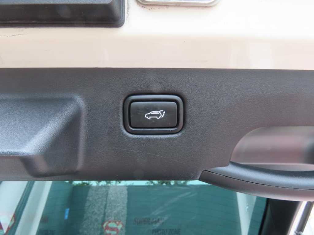 Kia EV6 — photo 06