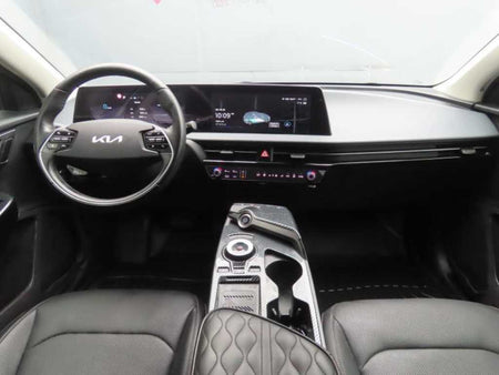 Kia EV6 — photo 08