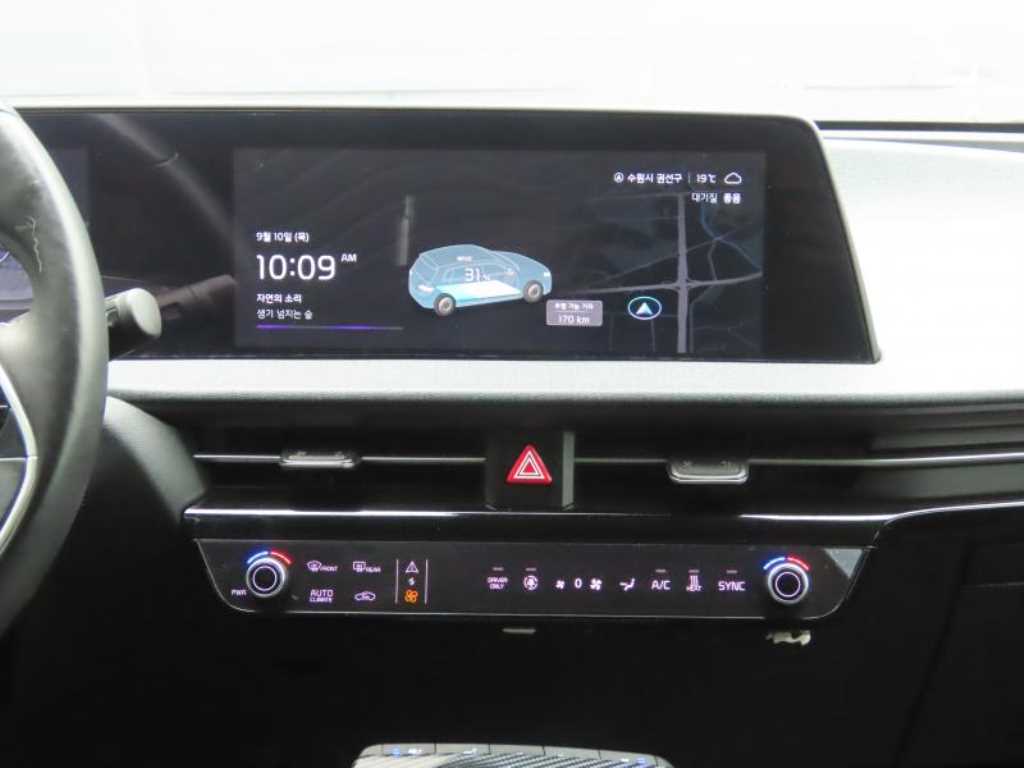 Kia EV6 — photo 10