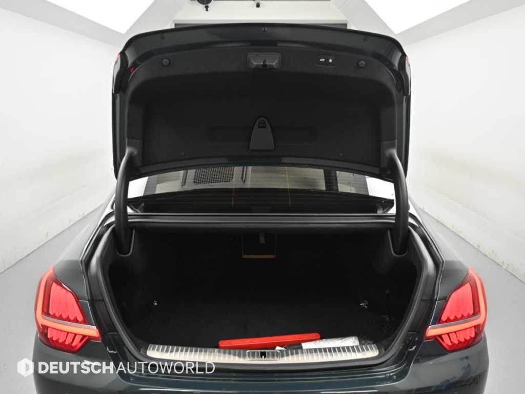 Kia K9 — photo 19