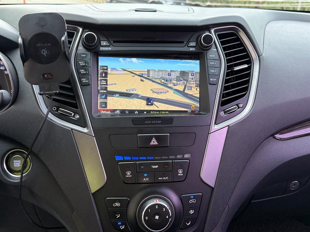 Hyundai Santafe — photo 13