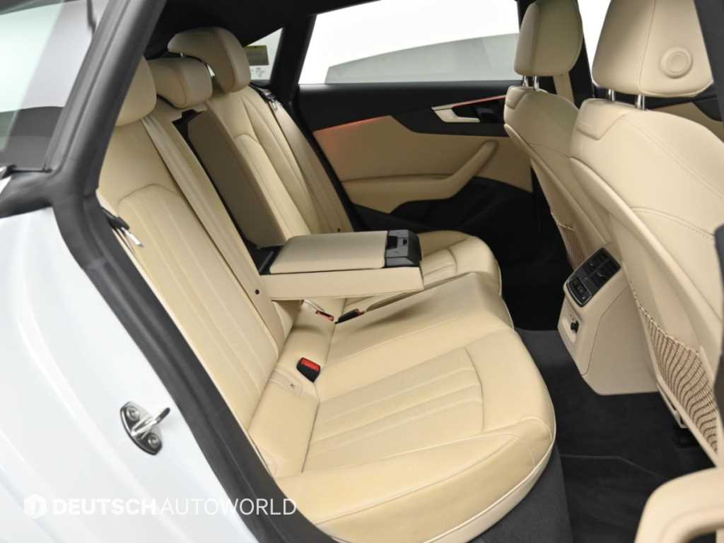 Audi A5 — photo 12