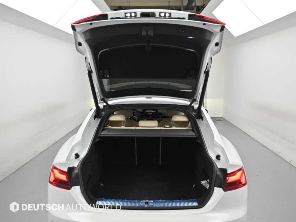 Audi A5 — photo 19