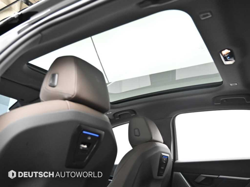 BMW 5-Series — photo 18