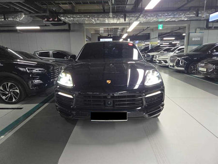 Porsche Cayenne — photo 02