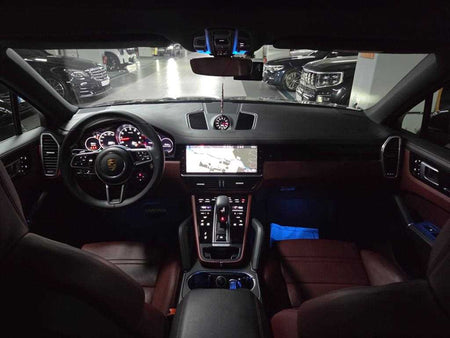 Porsche Cayenne — photo 06