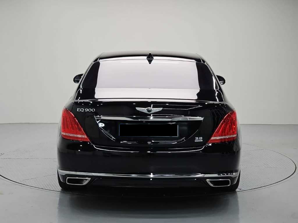 Genesis EQ900 — photo 03