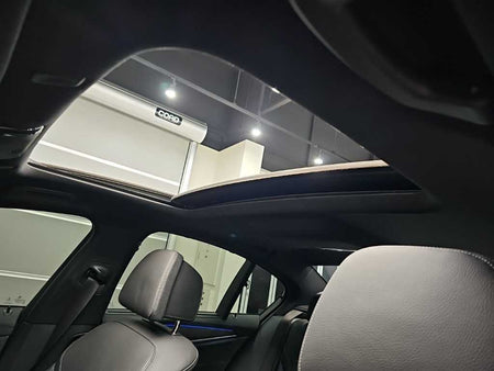 BMW 5-Series — photo 15