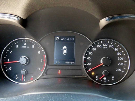 Kia K3 — photo 09