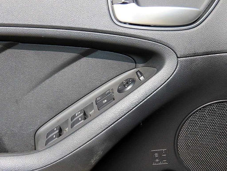 Kia K3 — photo 11