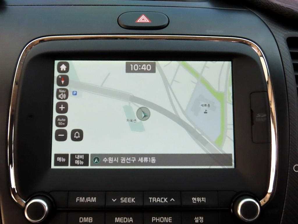 Kia K3 — photo 14