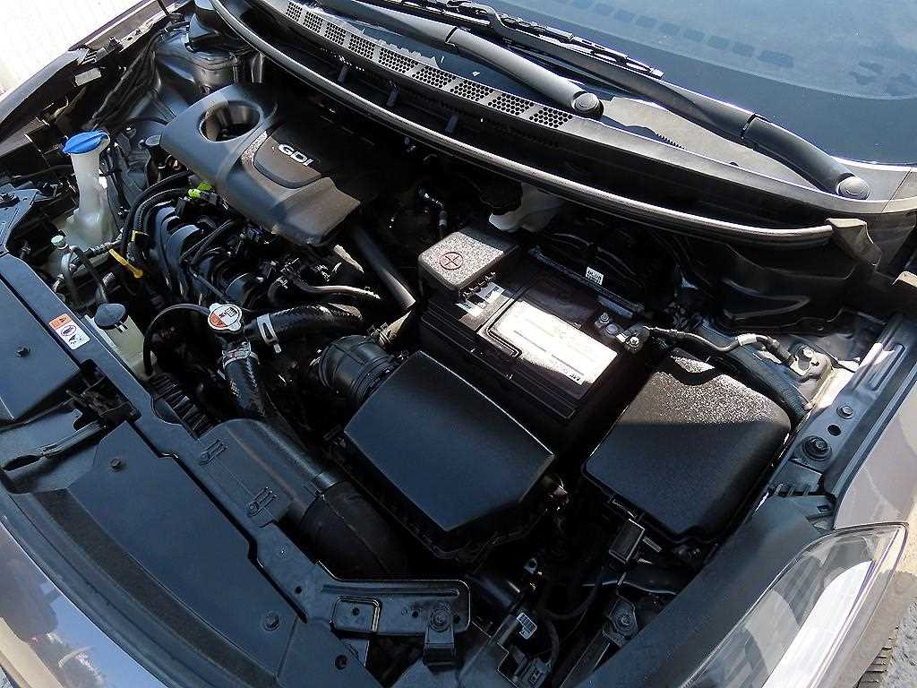 Kia K3 — photo 17