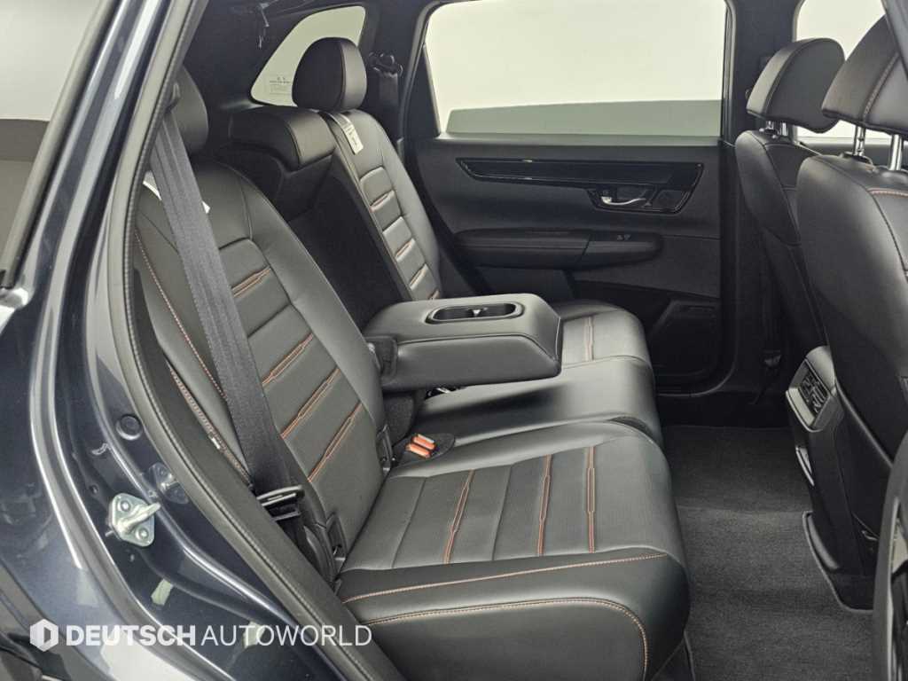 Honda CR-V — photo 12