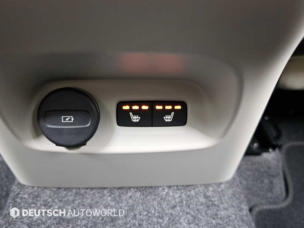 Volvo XC40 — photo 16