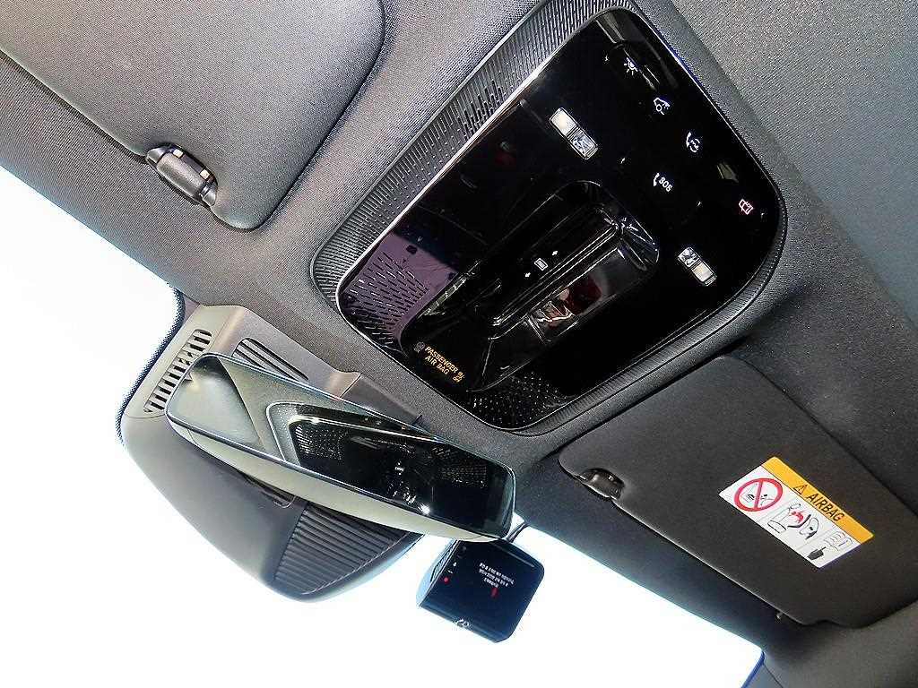 Mercedes-Benz CLE-Class — photo 16