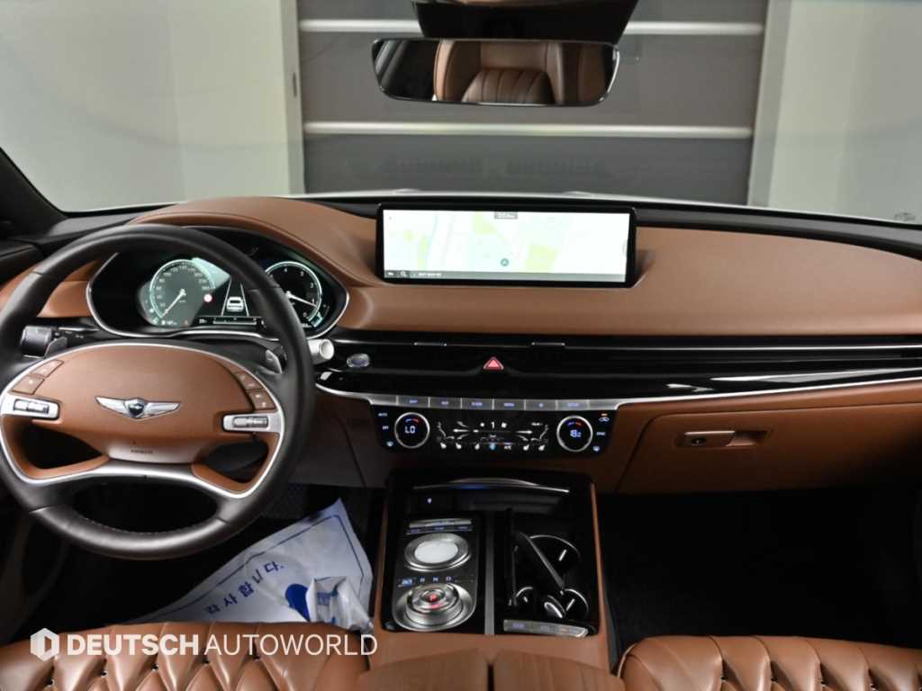 Genesis G80 — photo 07