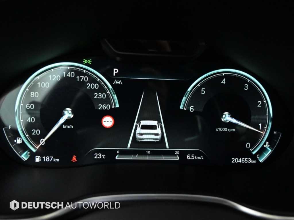 Genesis G80 — photo 08