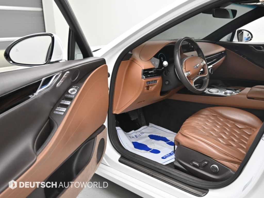 Genesis G80 — photo 11