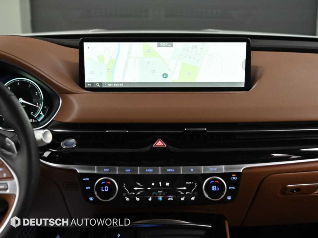 Genesis G80 — photo 14